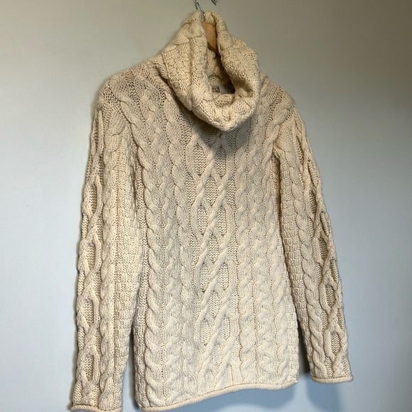 Aran Sweater Market 100% Merino Wool Cozy Cable Knit Turtleneck Sweater - Picture 3 of 4